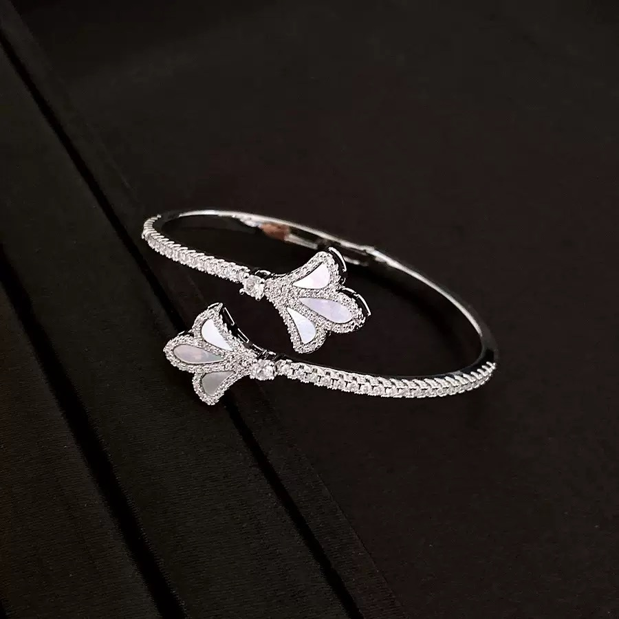 Iris Flower Zircon Mother Of Pearl Jewelry Set