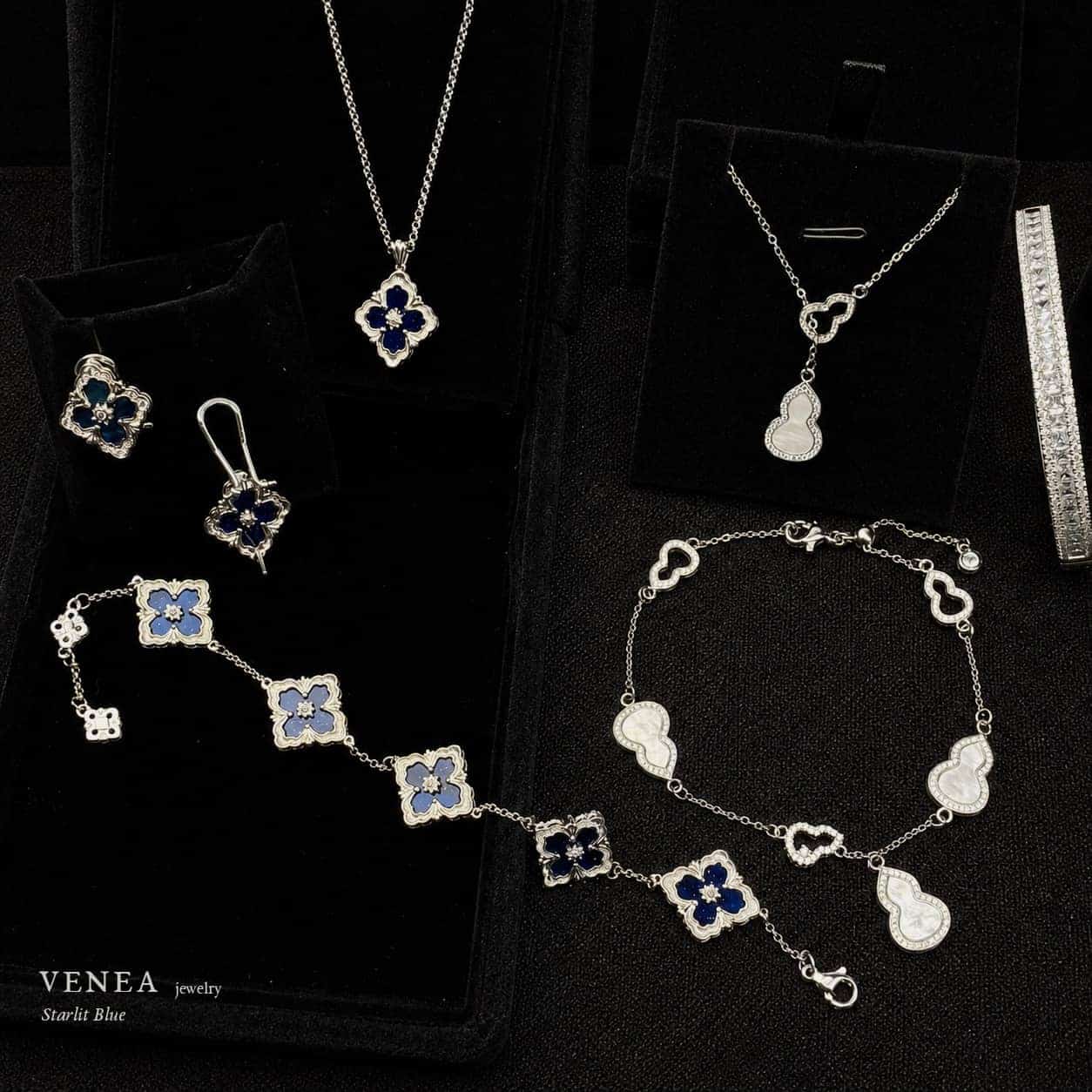 VENEA Curated Jewelry & Gift Set